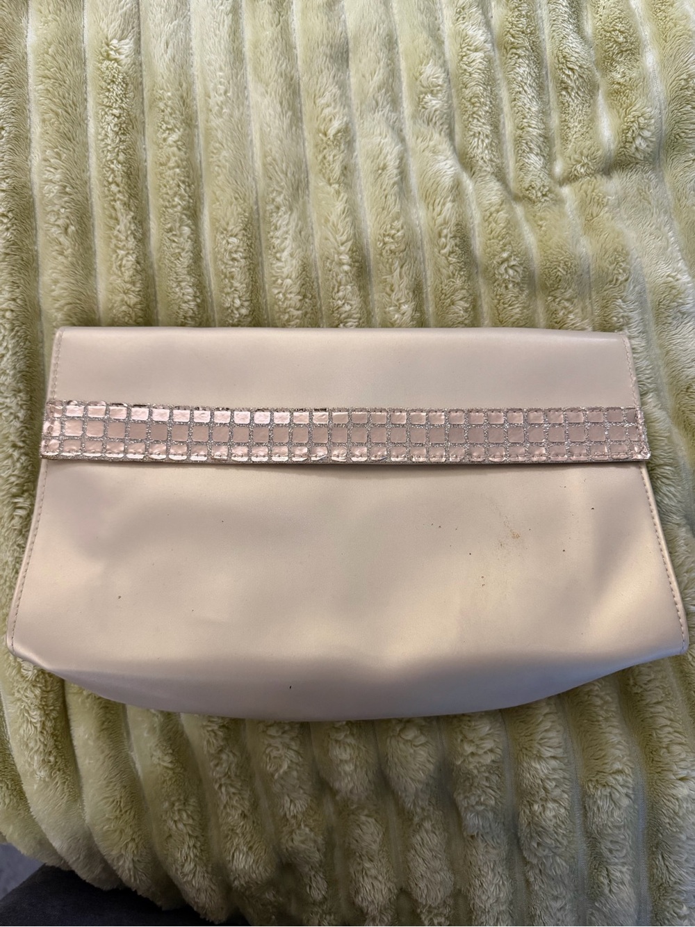 Christian Dior Elegant Cream Evening Clutch with Textured Accent